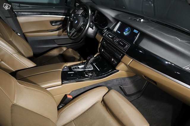 BMW M550d 10