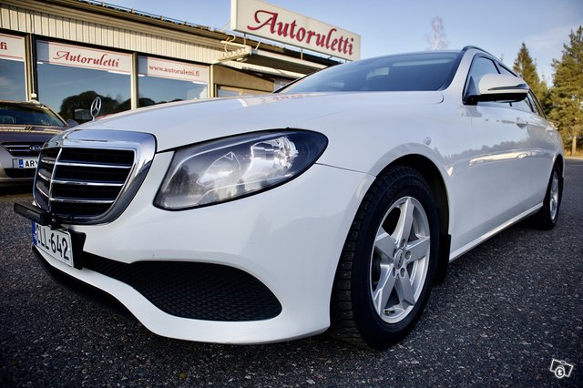 Mercedes-Benz E