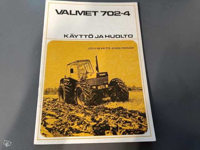 Valmet 702 neliveto traktorin ohjekirjan lisäosa 1