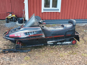 Polaris Indy 650 SKS osina, Moottorikelkan varaosat ja tarvikkeet, Mototarvikkeet ja varaosat, Mikkeli, Tori.fi Polaris Indy 650 SKS osina, Moottorikelkan varaosat ja tarvikkeet, Mototarvikkeet ja varaosat, Mikkeli, Tori.fi