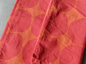 Marimekko Pienet kivet -tyynyliinat, Sängyt ja makuuhuone, Sisustus ja huonekalut, Lappeenranta, Tori.fi Marimekko Pienet kivet -tyynyliinat, Sängyt ja makuuhuone, Sisustus ja huonekalut, Lappeenranta, Tori.fi