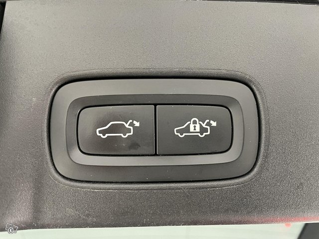 Volvo V90 Cross Country 15