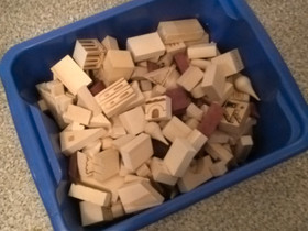 Puupalikoita laatikollinen, Lelut ja pelit, Lastentarvikkeet ja lelut, Riihimäki, Tori.fi Puupalikoita laatikollinen, Lelut ja pelit, Lastentarvikkeet ja lelut, Riihimäki, Tori.fi
