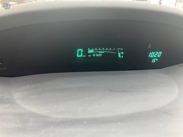 Toyota Yaris 12