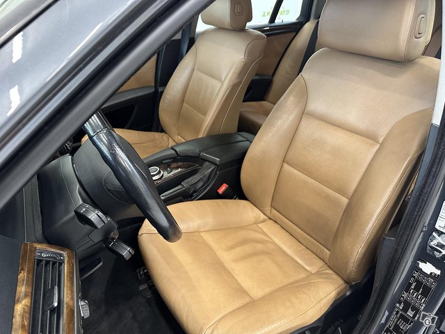 BMW 525 10