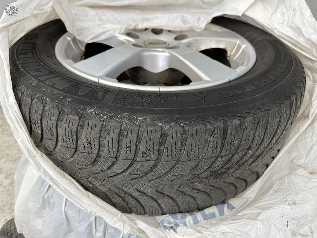 BMW 525 23