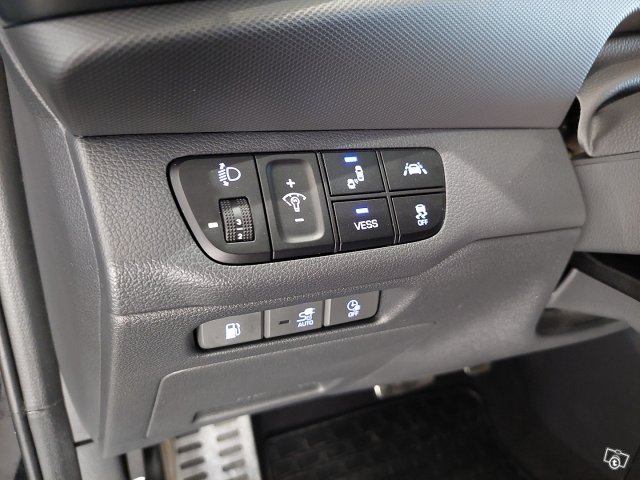 Hyundai IONIQ Plug-in 23