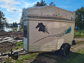 Yksiakselinen hevostraileri Finnface, Peräkärryt ja trailerit, Auton varaosat ja tarvikkeet, Forssa, Tori.fi Yksiakselinen hevostraileri Finnface, Peräkärryt ja trailerit, Auton varaosat ja tarvikkeet, Forssa, Tori.fi