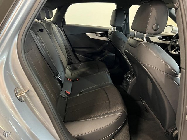 Audi A4 11