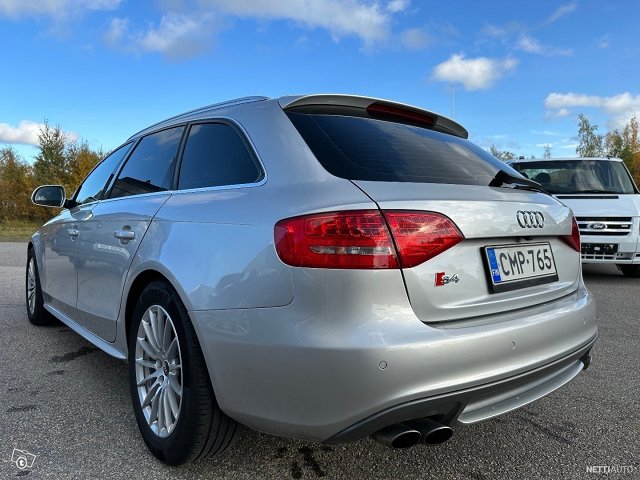 Audi S4 13