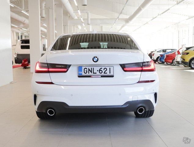 BMW 320 7