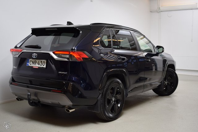 Toyota RAV4 6