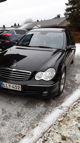 Mercedes-Benz C-sarja 6