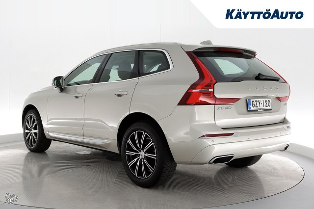 VOLVO XC60 4