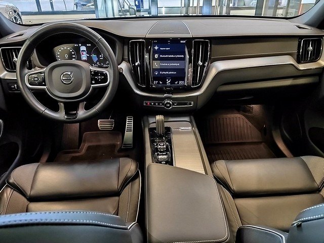 VOLVO XC60 5