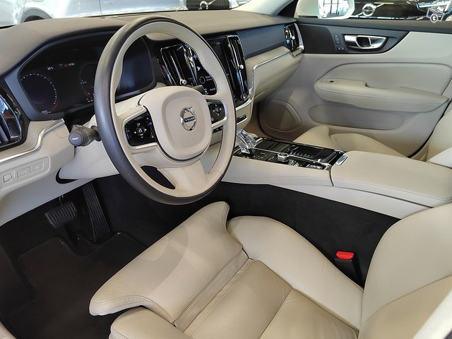 VOLVO S60 3