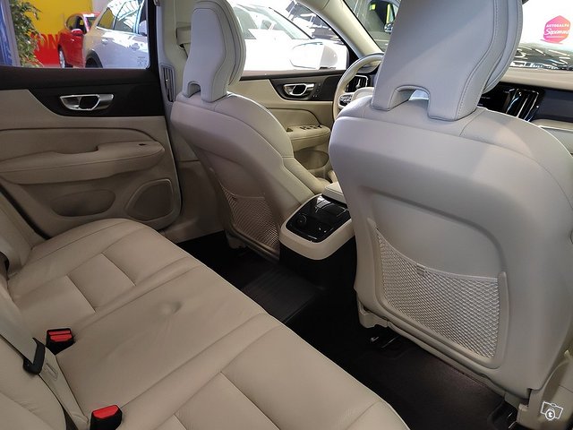 VOLVO S60 9