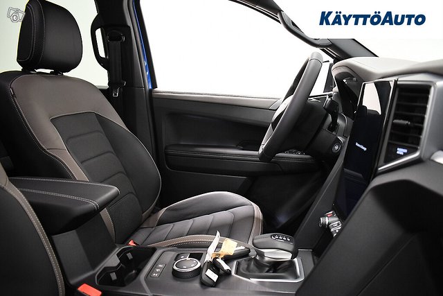 Volkswagen Amarok 25