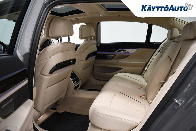 BMW 745 24