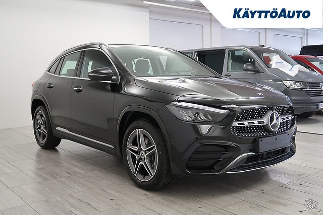 Mercedes-Benz GLA 6