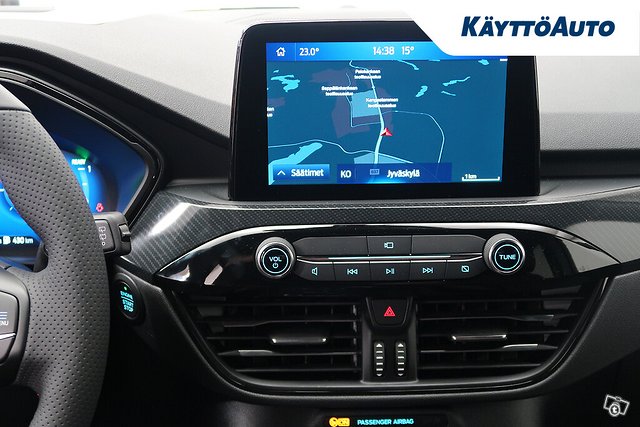 Ford Kuga 9