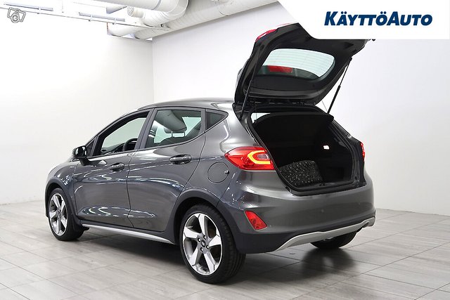 FORD Fiesta 4