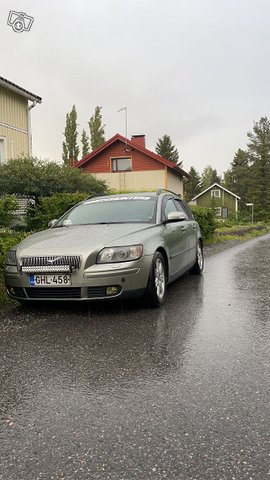 Volvo V50 1