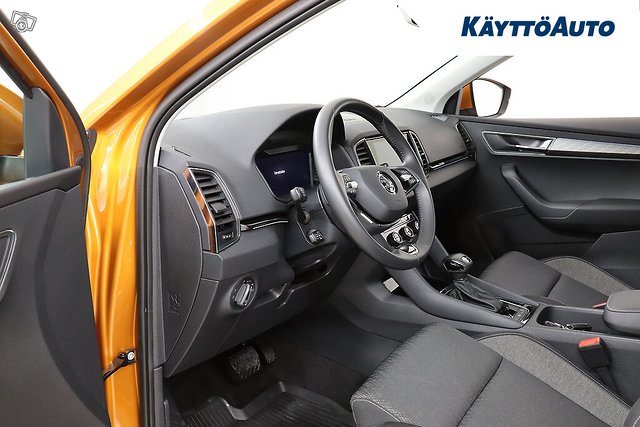 SKODA Karoq 6