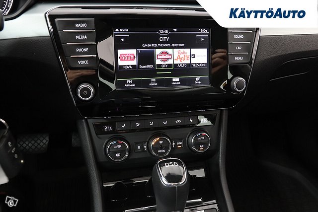 SKODA Superb 11