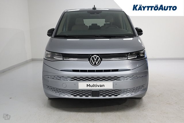 Volkswagen Multivan 5