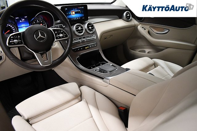 MERCEDES-BENZ GLC 9