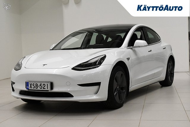TESLA Model 3 3