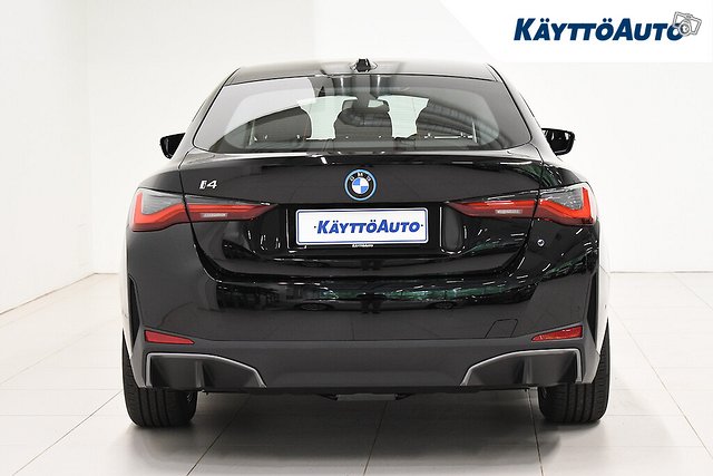 BMW I4 14