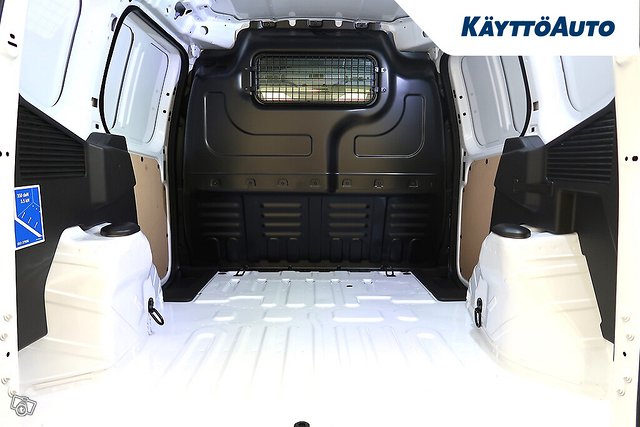 Ford Transit Courier 5