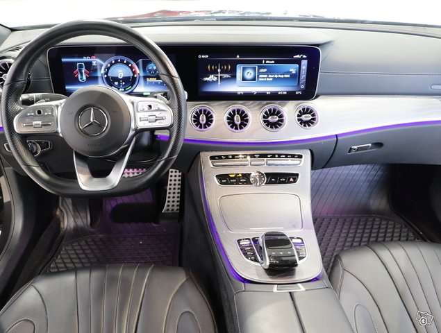 Mercedes-Benz CLS 10