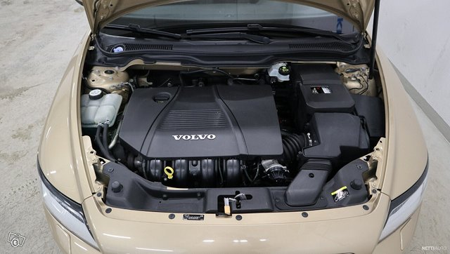Volvo V50 8