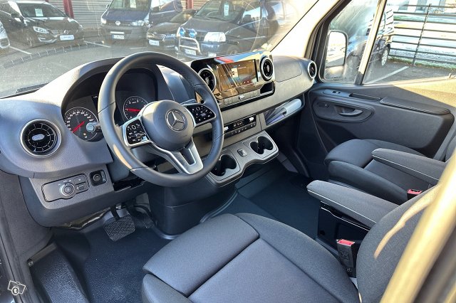 Mercedes-Benz Sprinter 6