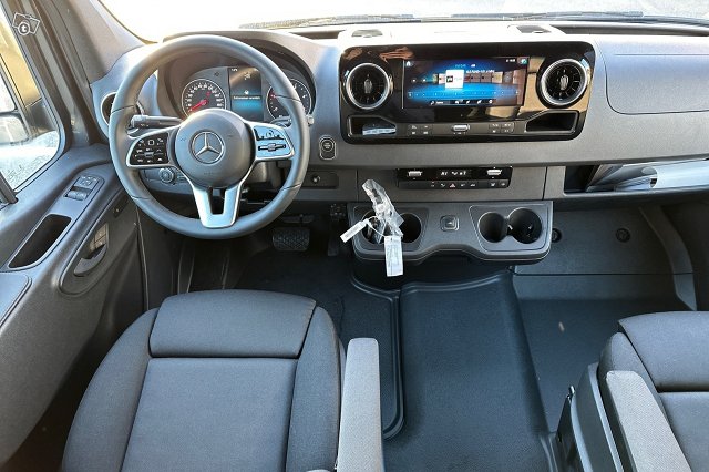 Mercedes-Benz Sprinter 7