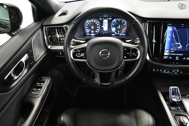 Volvo S60 18