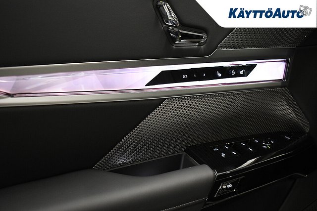 BMW I7 14
