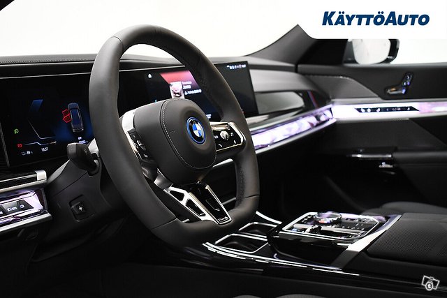 BMW I7 15