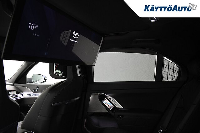 BMW I7 20