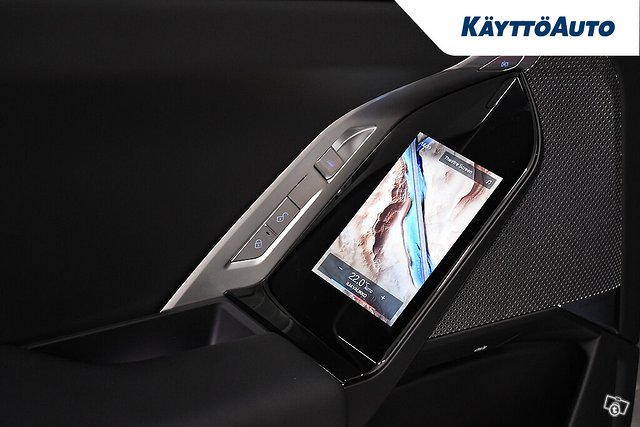 BMW I7 22