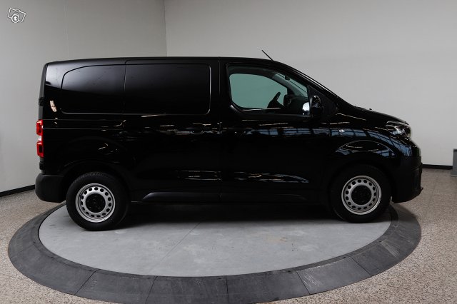 Toyota Proace 4