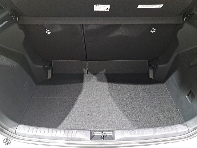 TOYOTA YARIS 15