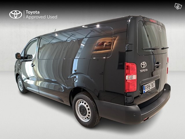 TOYOTA PROACE 3