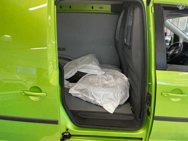 VOLKSWAGEN Caddy 16