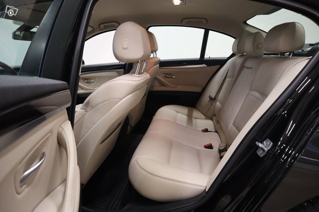 BMW 520 10