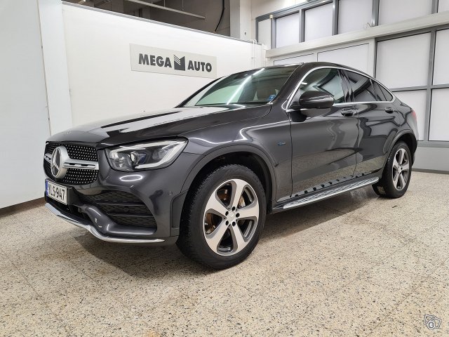 MERCEDES-BENZ GLC