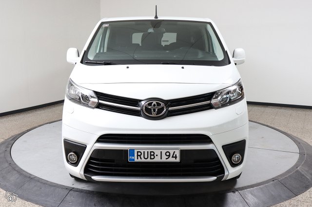Toyota Proace Verso 2